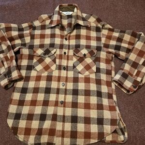 Vintage 1960s Woolrich Mackinaw Flannel Size Medium Men's Hunting Fishing Plaid